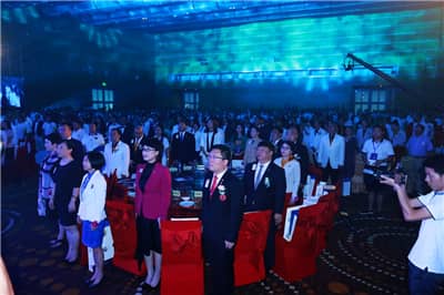 再攀高峰　服务未来 ——深圳狮子会2016-2017年度致敬会暨2017-2018年度就职典礼隆重举行