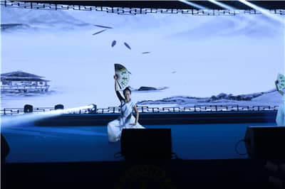 再攀高峰　服务未来 ——深圳狮子会2016-2017年度致敬会暨2017-2018年度就职典礼隆重举行