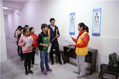 亮睛行动 爱溢巴中