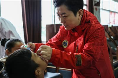 亮睛行动 爱溢巴中