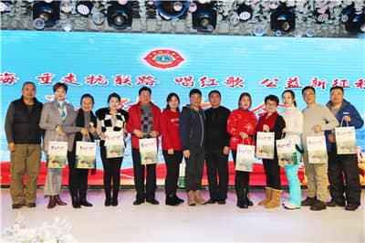 互换礼物 (2).jpg