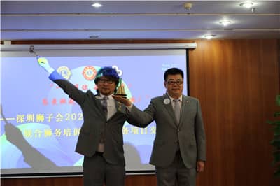 1607416146858112.jpg 鸣钟开会.jpg