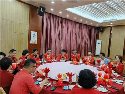 插图5-会议现场.jpg