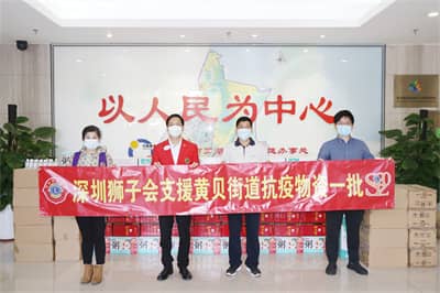 合影.jpg