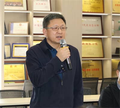 1677462792105431.jpg 衣淑庆.jpg