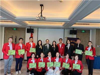 1678327102888406.jpg 0毕业照.jpg