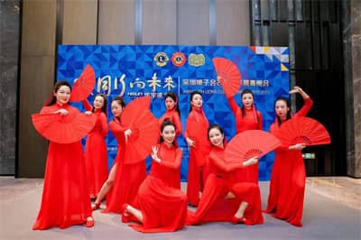 1680854785132299.jpg 晚会组.jpg