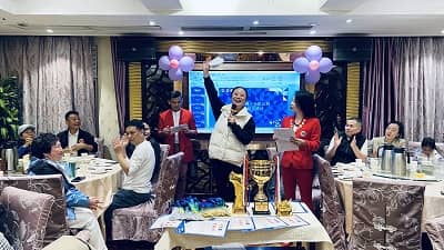 队长联谊委员会 赵雯主席.jpg