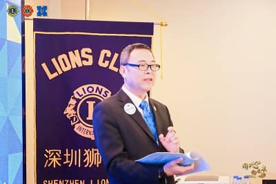 易东生授课照片1.jpg