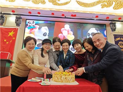 生日合影.jpg