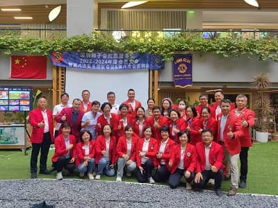 1727235642766478.jpg 插图1-大合影1.jpg