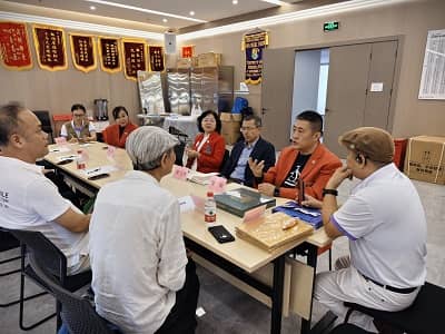 图片1-会议照.jpg