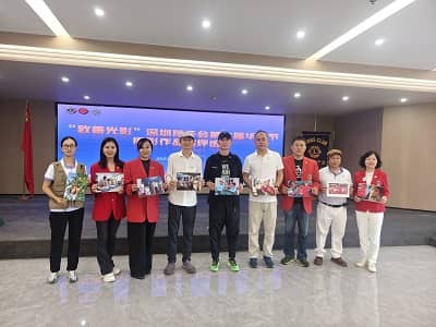 图片9-获奖合照.jpg