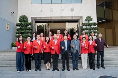 图片1-合照.jpg