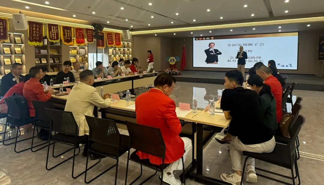 12-全景会场照片.jpg
